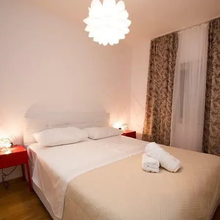 アパート Antomia